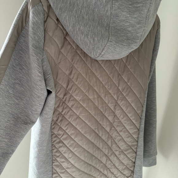 Swiss Tech Beige Quilted Jacket with detachable hoodie - Picture 11 of 13